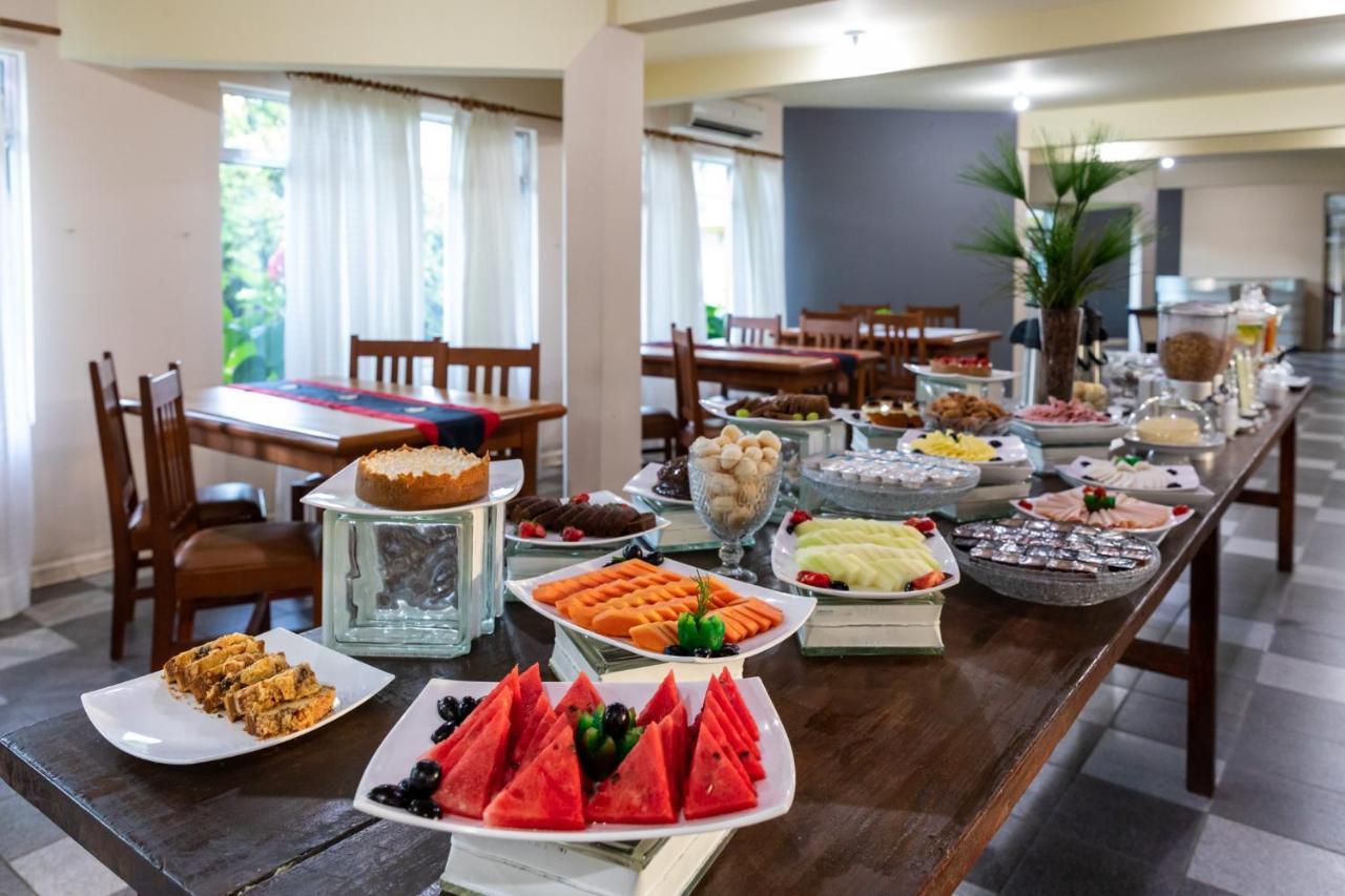 Canzi Cataratas Hotel Фос-ду-Игуасу Экстерьер фото